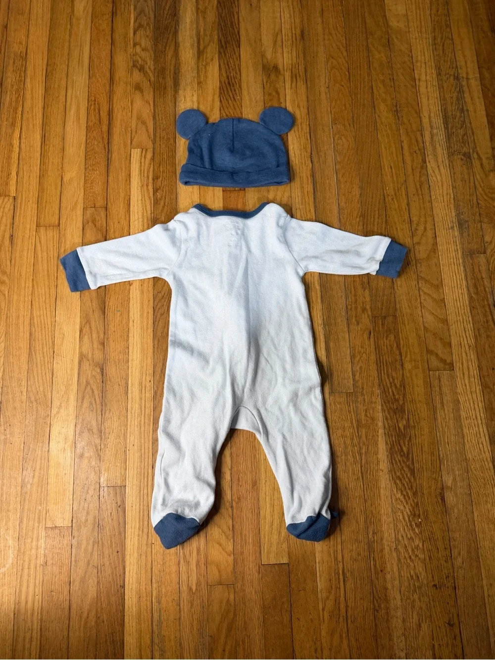 Disney Baby 6M mickey mouse sleeper + hat set